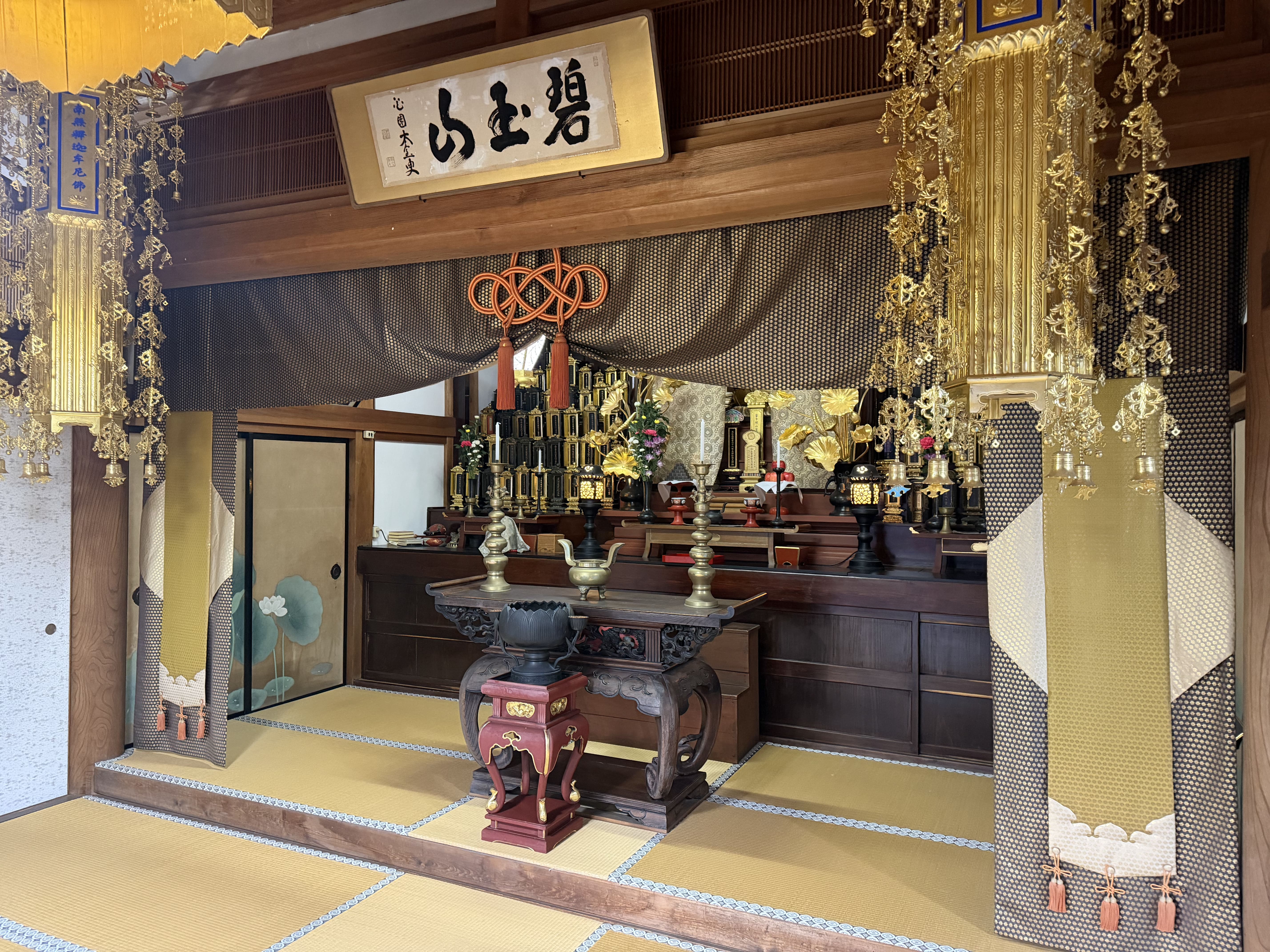 公開された本堂の様子